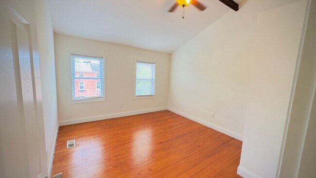 2234 Fleet St in Baltimore, MD - Building Photo - Building Photo