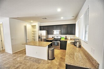 1967 Misano Monte St in Henderson, NV - Building Photo - Building Photo