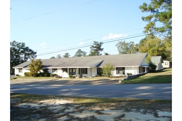 601 Henderson St in Andalusia, AL - Building Photo