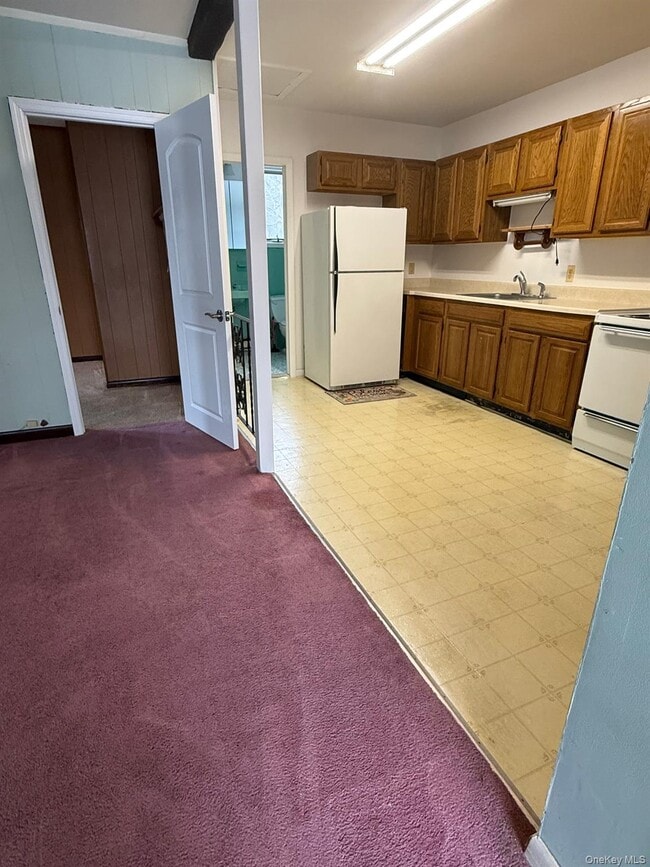 property at 180 Rock Hill Dr