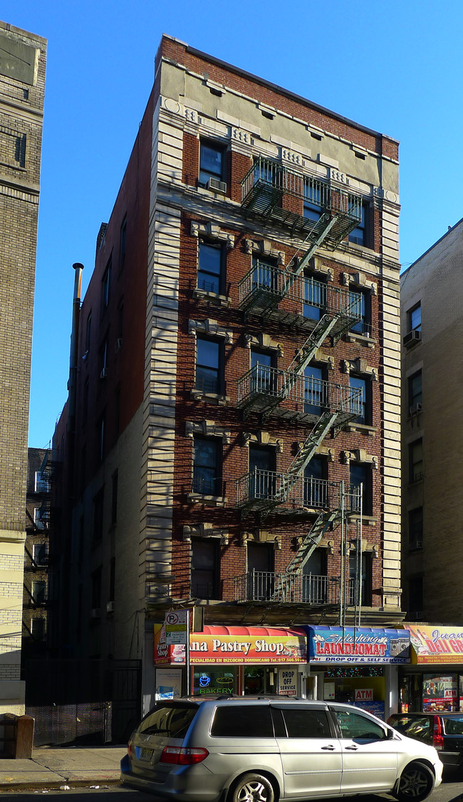 701 W 180th St in New York, NY - Foto de edificio - Building Photo