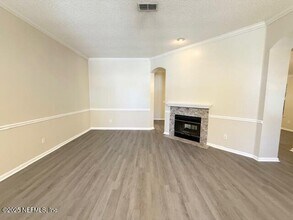12952 Summerwind Ln in Jacksonville, FL - Foto de edificio - Building Photo