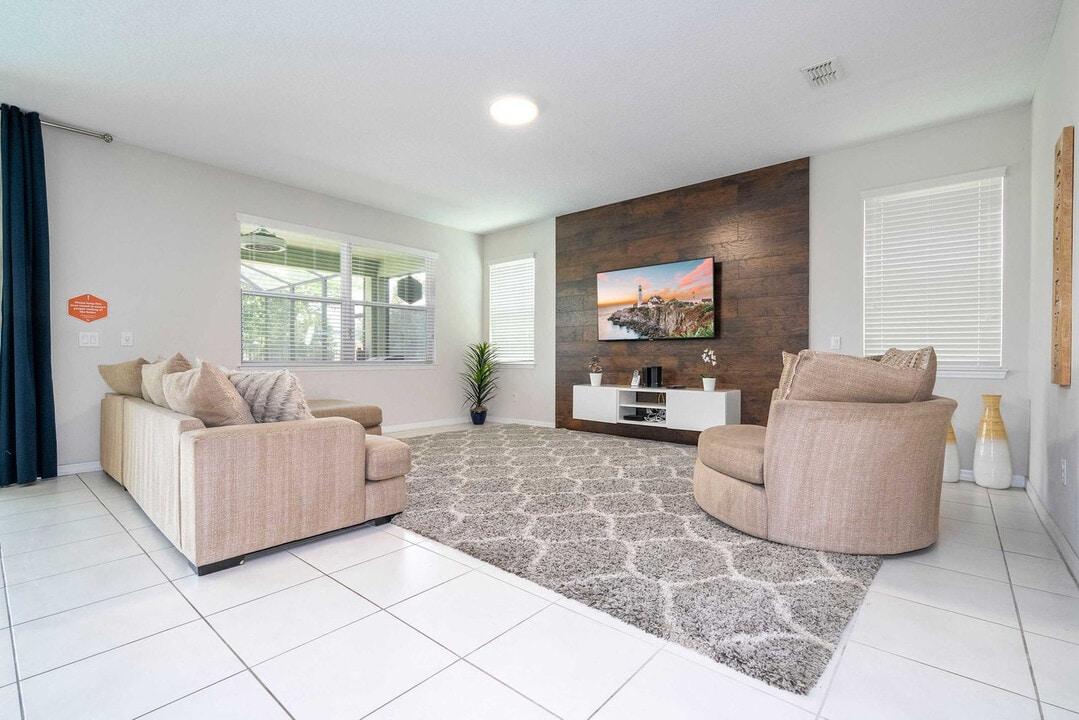 9035 Sunshine Ridge Loop in Kissimmee, FL - Building Photo