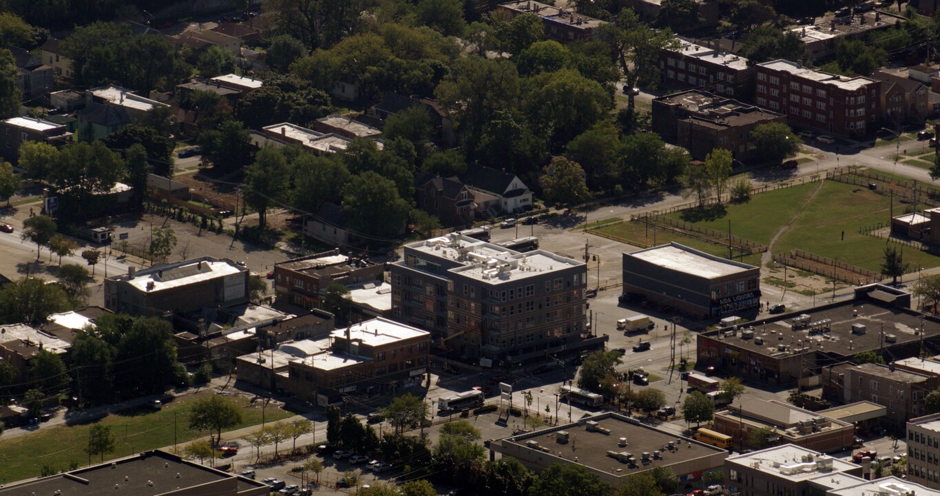 Auburn Gresham Apartments in Chicago, IL - Building Photo