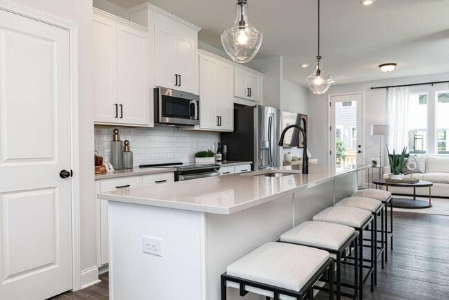 369 Skylar Way SE in Atlanta, GA - Building Photo - Building Photo