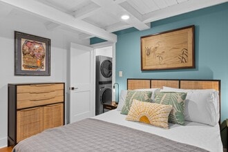 107 Hawthorne Dr in Pine Knoll Shores, NC - Building Photo - Building Photo