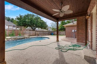 1013 Basilwood Dr in Coppell, TX - Foto de edificio - Building Photo