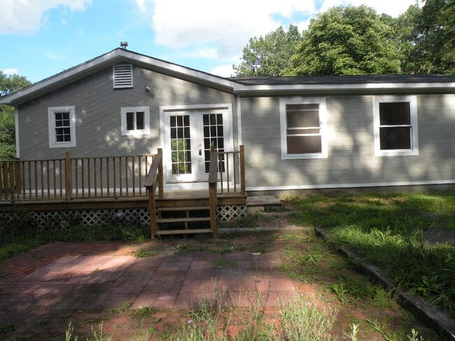 618 Bean River Rd in Pine Plains, NY - Building Photo - Building Photo