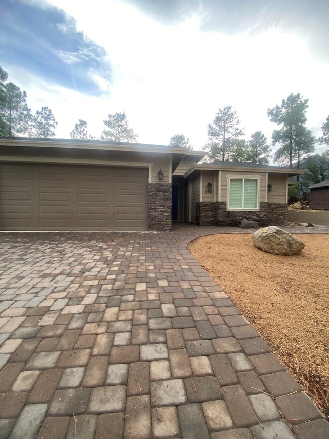 826 Hemlock Ave in Prescott, AZ - Building Photo - Building Photo