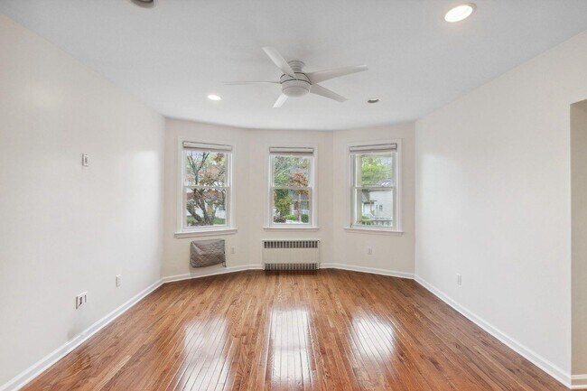 46 Riverdale Ave in Port Chester, NY - Building Photo - Building Photo