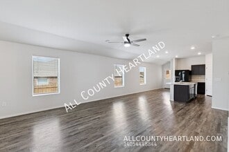 9512 Stallion Dr in Oklahoma City, OK - Building Photo - Building Photo