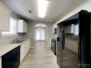 1000 Borrington Ln in Stockbridge, GA - Foto de edificio - Building Photo