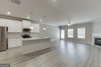 5132 Fox Den Rd in Oakwood, GA - Building Photo - Building Photo