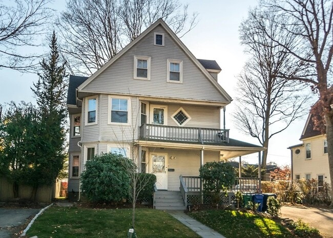 property at 32 Warwick Rd