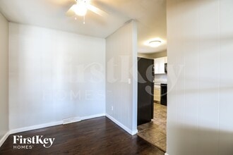 5128 N Palmer Ave in Kansas City, MO - Foto de edificio - Building Photo