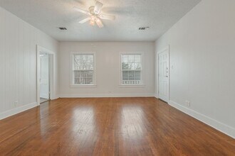 408 E Pease St in Bryan, TX - Building Photo - Building Photo