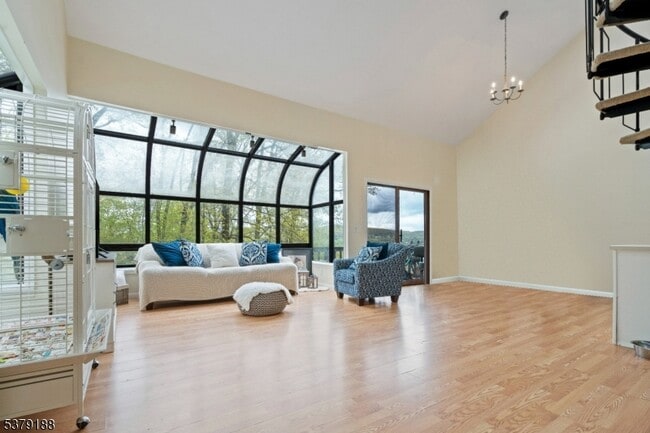 property at 5 Telluride Ct