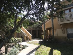property at 4879 Via Palm Lakes