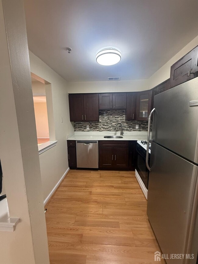 property at 828 Waterford Dr