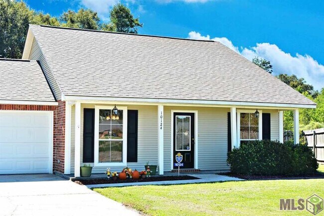 10124 Nashville Ct in Denham Springs, LA - Building Photo - Building Photo
