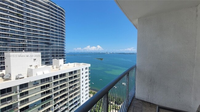 property at 1750 N Bayshore Dr