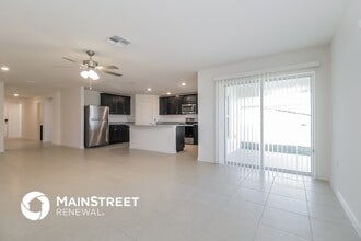 1374 Brenway Dr in Mascotte, FL - Building Photo - Building Photo