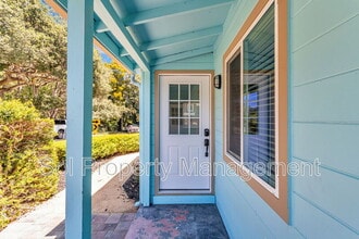 822 Eaton St in Santa Cruz, CA - Building Photo - Building Photo