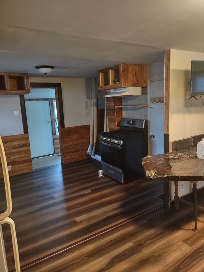 2417 Maple Ave in Altoona, PA - Building Photo - Building Photo