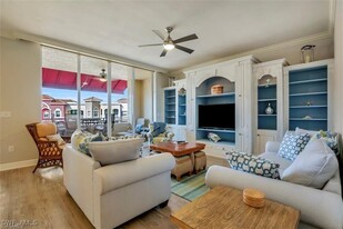 451 Bayfront Pl