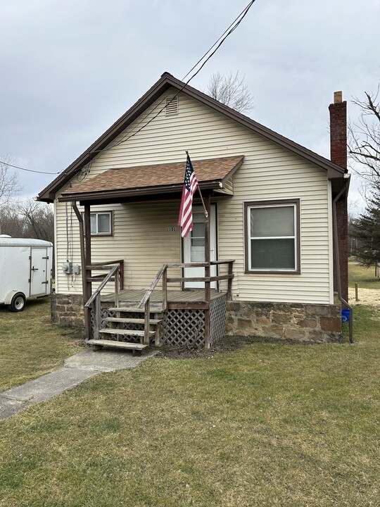 1151 Boyers Rd in Boyers, PA - Foto de edificio