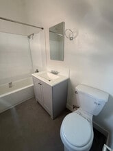 1117 S Norton Ave in Los Angeles, CA - Building Photo - Building Photo