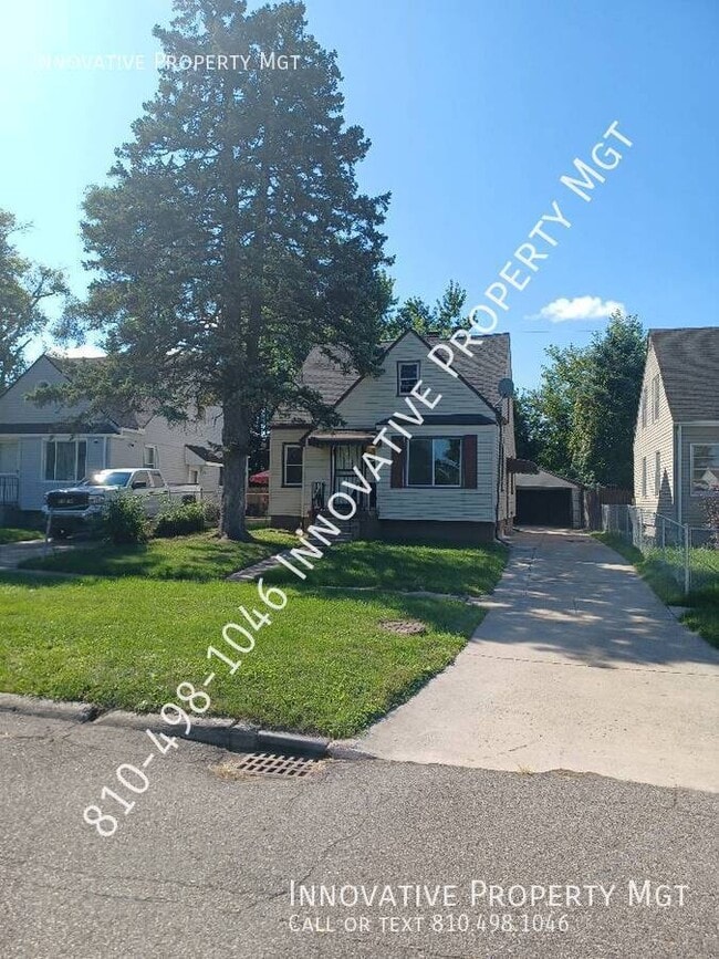 property at 533 W Pulaski St