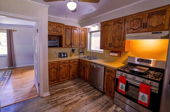 10465 Ferguson Rd in Dallas, TX - Building Photo - Building Photo