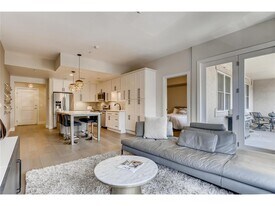 2200 S University Blvd, Unit 310 in Denver, CO - Building Photo