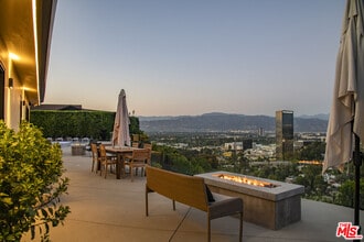 3526 Wrightwood Ct in Los Angeles, CA - Building Photo - Building Photo