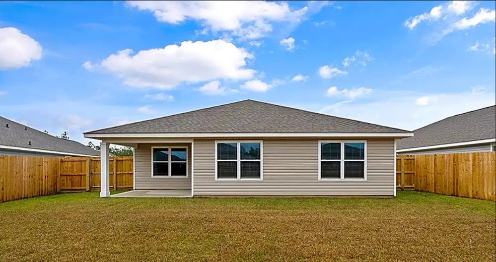 8004 Westwood Cir in Ocean Springs, MS - Building Photo