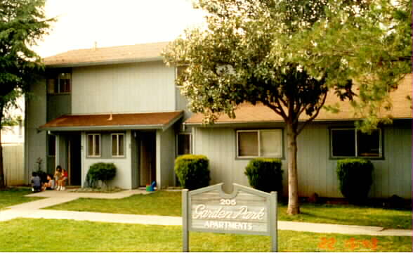 Garden Park in Morgan Hill, CA - Foto de edificio - Building Photo