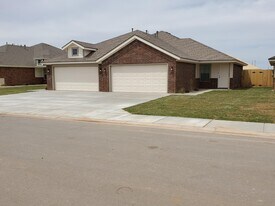 12002 Englewood Ave in Lubbock, TX - Building Photo