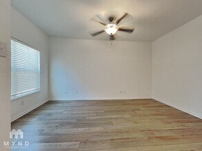 10824 Quinn Ct in San Antonio, TX - Foto de edificio - Building Photo