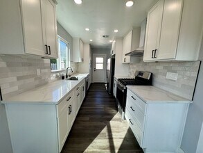 4139 Gaviota Ave in Long Beach, CA - Building Photo - Building Photo