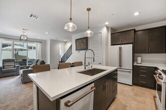 3271 Vestra Way in Carlsbad, CA - Building Photo - Building Photo