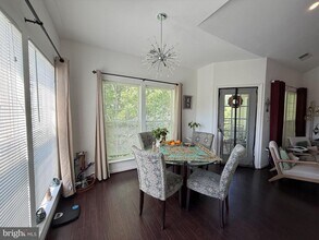 4142 Fountainside Ln in Fairfax, VA - Building Photo - Building Photo