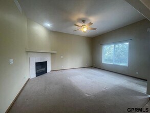 2309 Aberdeen Dr in Papillion, NE - Building Photo - Building Photo