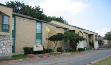 Gateway(old) in Dallas, TX - Foto de edificio - Building Photo