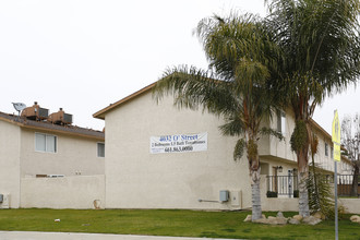 O Street Apartments in Bakersfield, CA - Building Photo - Building Photo