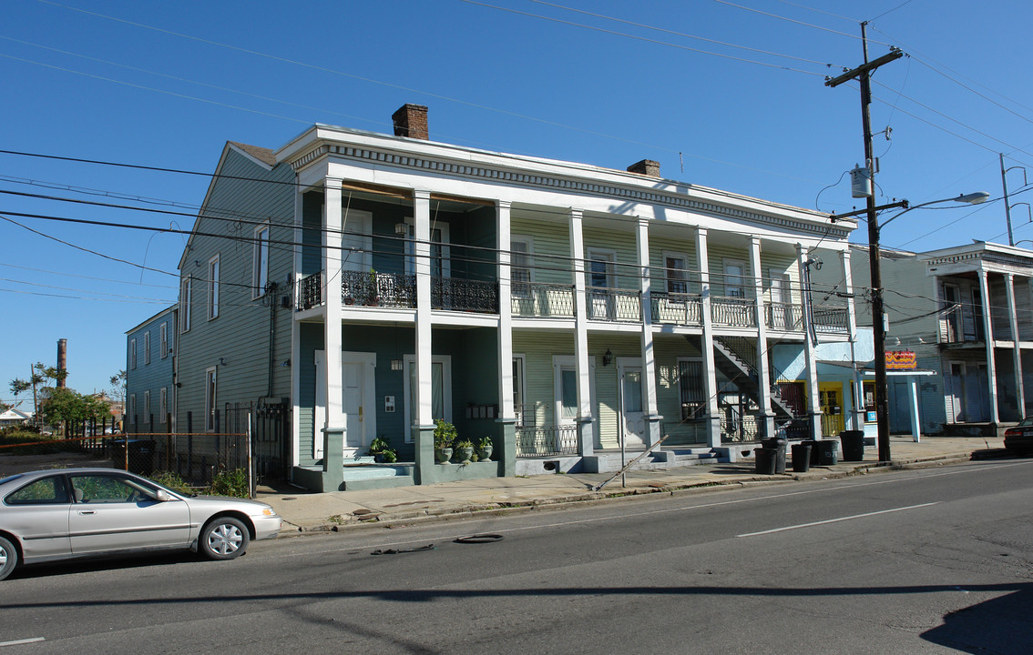 1570 Magazine St in New Orleans, LA - Building Photo