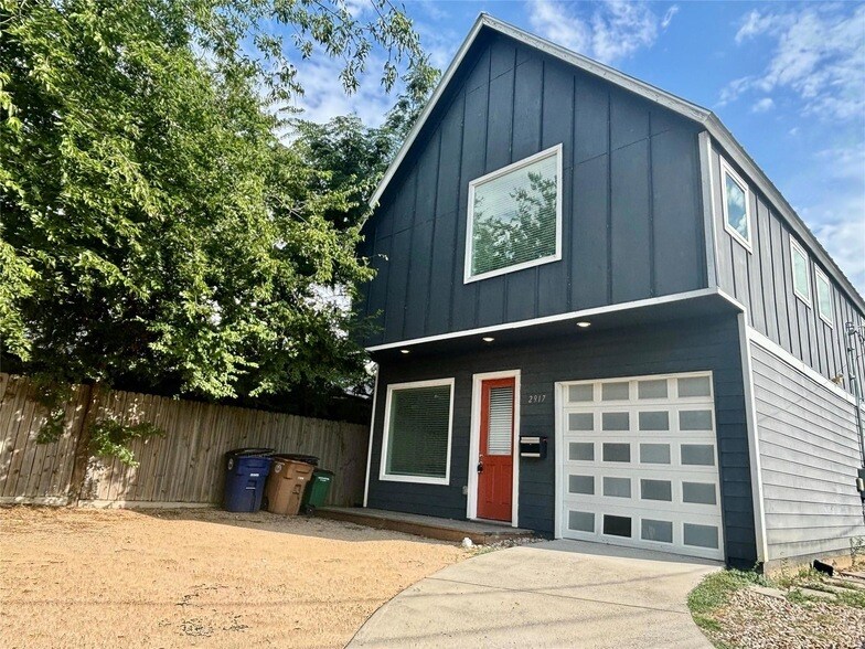 2917 E 12th St in Austin, TX - Building Photo