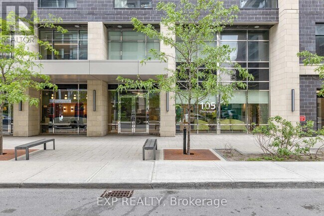 property at 105 Champagne Ave S