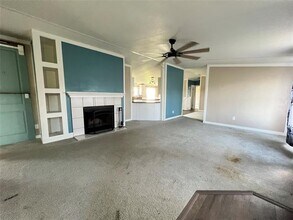 196 Hilltop Trail in Rhome, TX - Building Photo - Building Photo