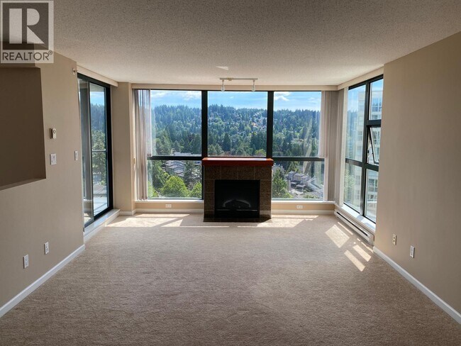 288 Ungless Way in Port Moody, BC - Building Photo - Building Photo